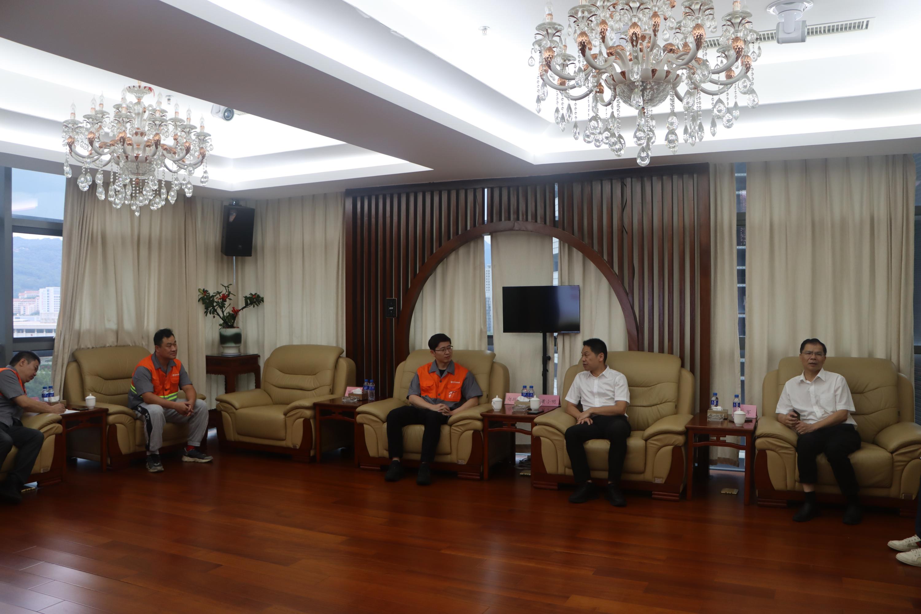 57793d0b8b129d6946aec0edf709ecb(1)